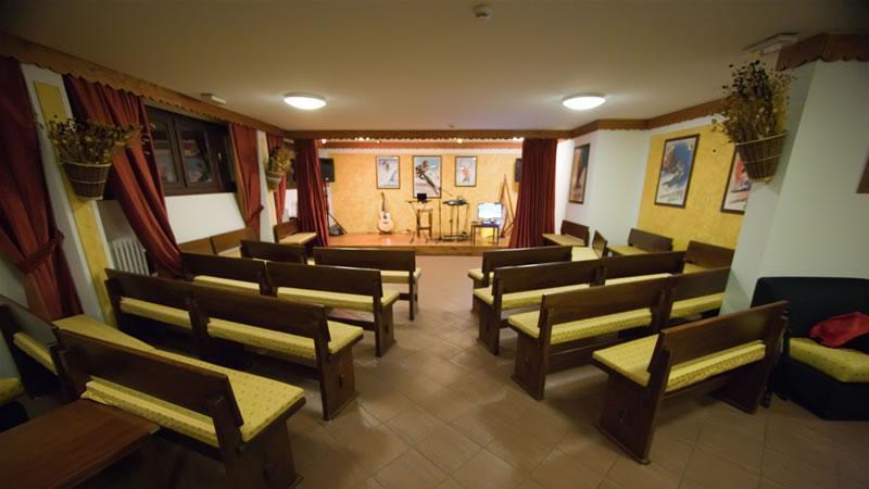 Hotel Ski Club I Cavalieri Rta 塞斯特雷 外观 照片