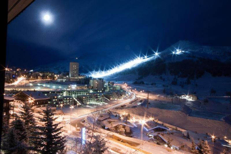 Hotel Ski Club I Cavalieri Rta 塞斯特雷 外观 照片